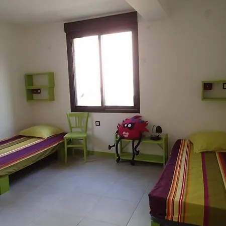 Velo Hostel *