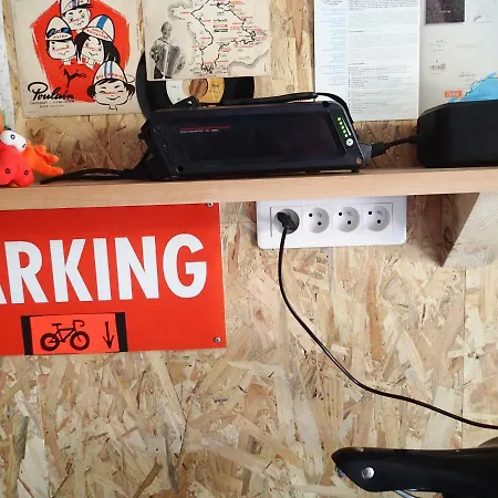 Velo Hostel Valence (Drome)