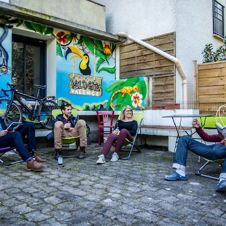 Hostel Velo