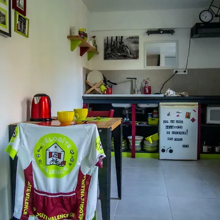 Hostel Velo
